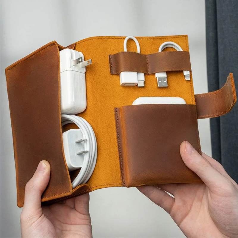 Custodia protettiva per cavo d - Tablet And Accessories Bag recensione e prezzo